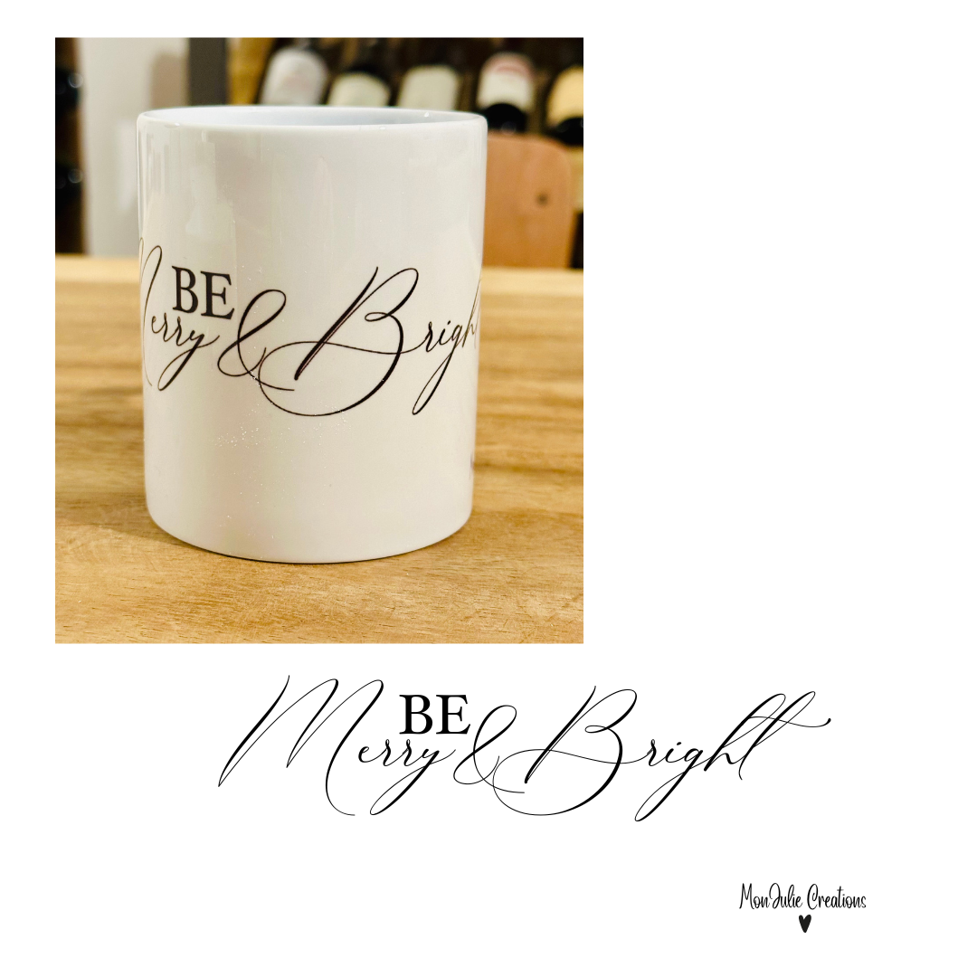 Tazza Mug Natalizia Unica con Scritte Eleganti per un Felice Natale
